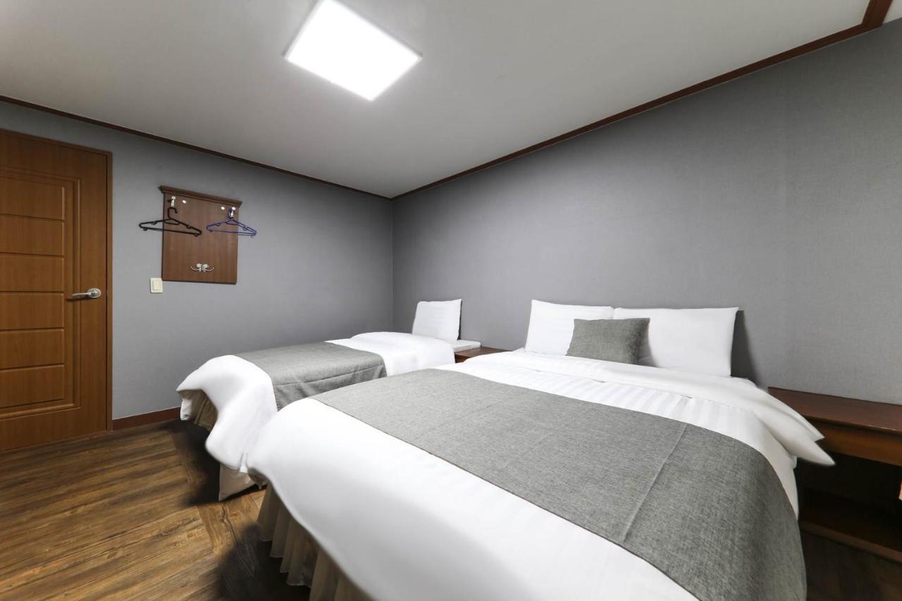 Major Hotel Чечжу Екстер'єр фото