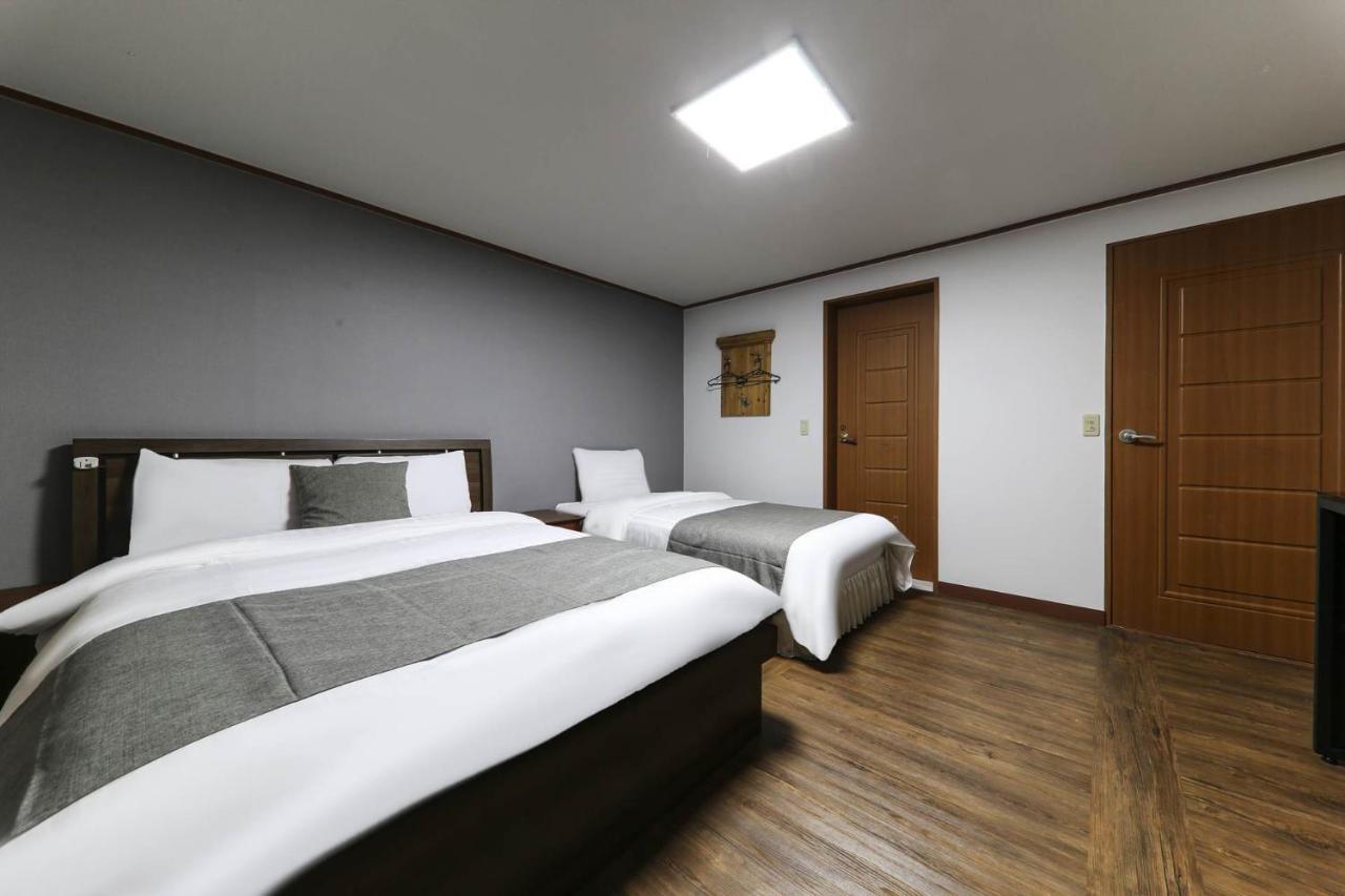 Major Hotel Чечжу Екстер'єр фото