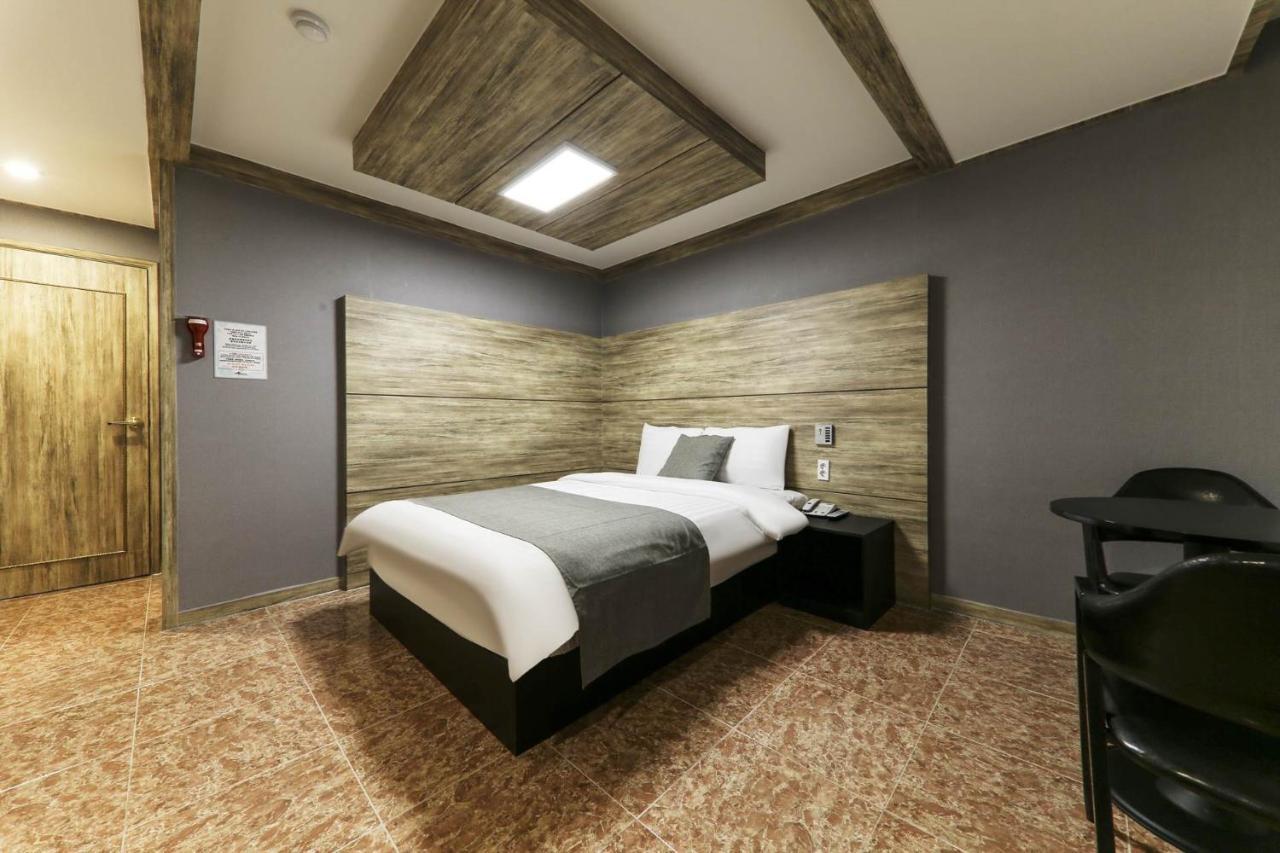 Major Hotel Чечжу Екстер'єр фото