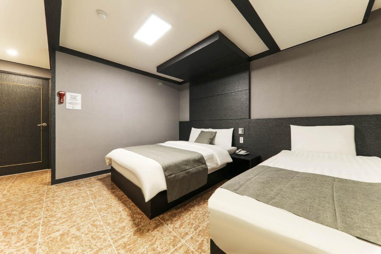 Major Hotel Чечжу Екстер'єр фото
