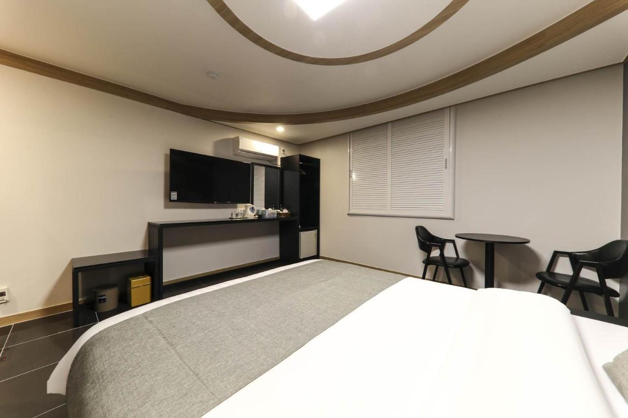 Major Hotel Чечжу Екстер'єр фото