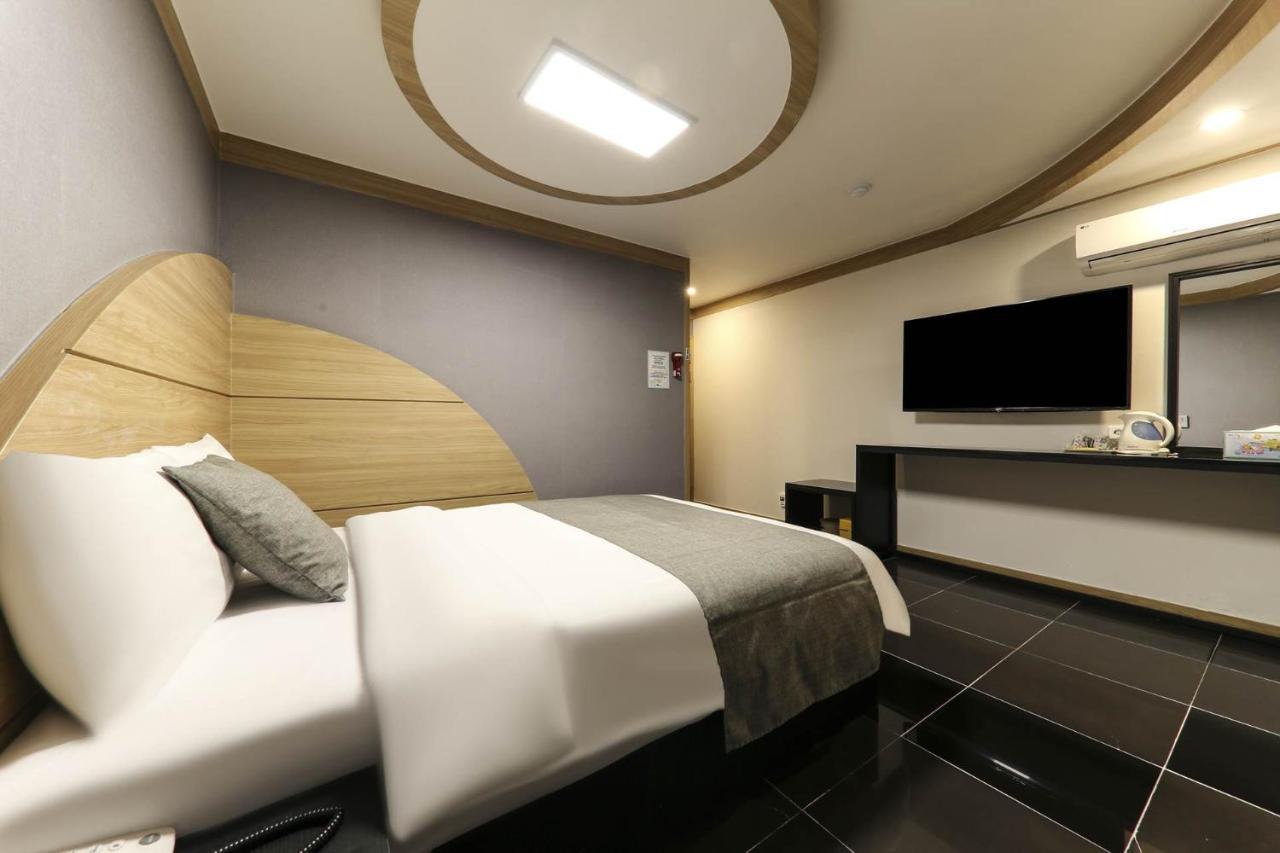 Major Hotel Чечжу Екстер'єр фото