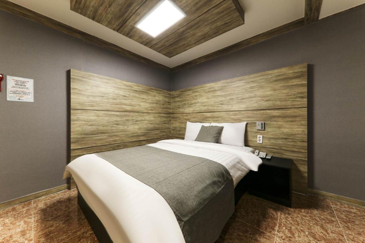 Major Hotel Чечжу Екстер'єр фото